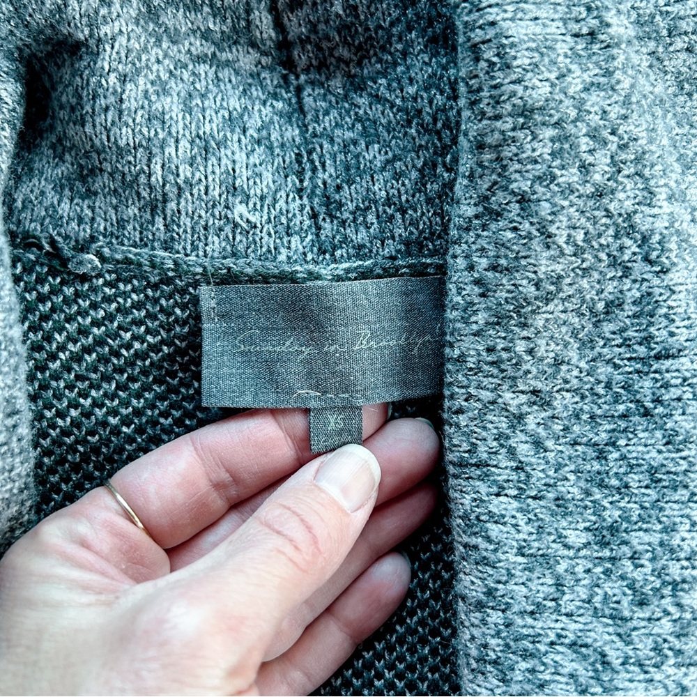 Aztec Cardigan - Picture 2 of 3